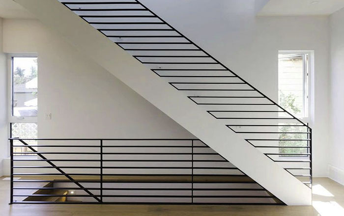 Mẫu tay vịn cầu thang sắt đơn giản đẹp cho nhà phố